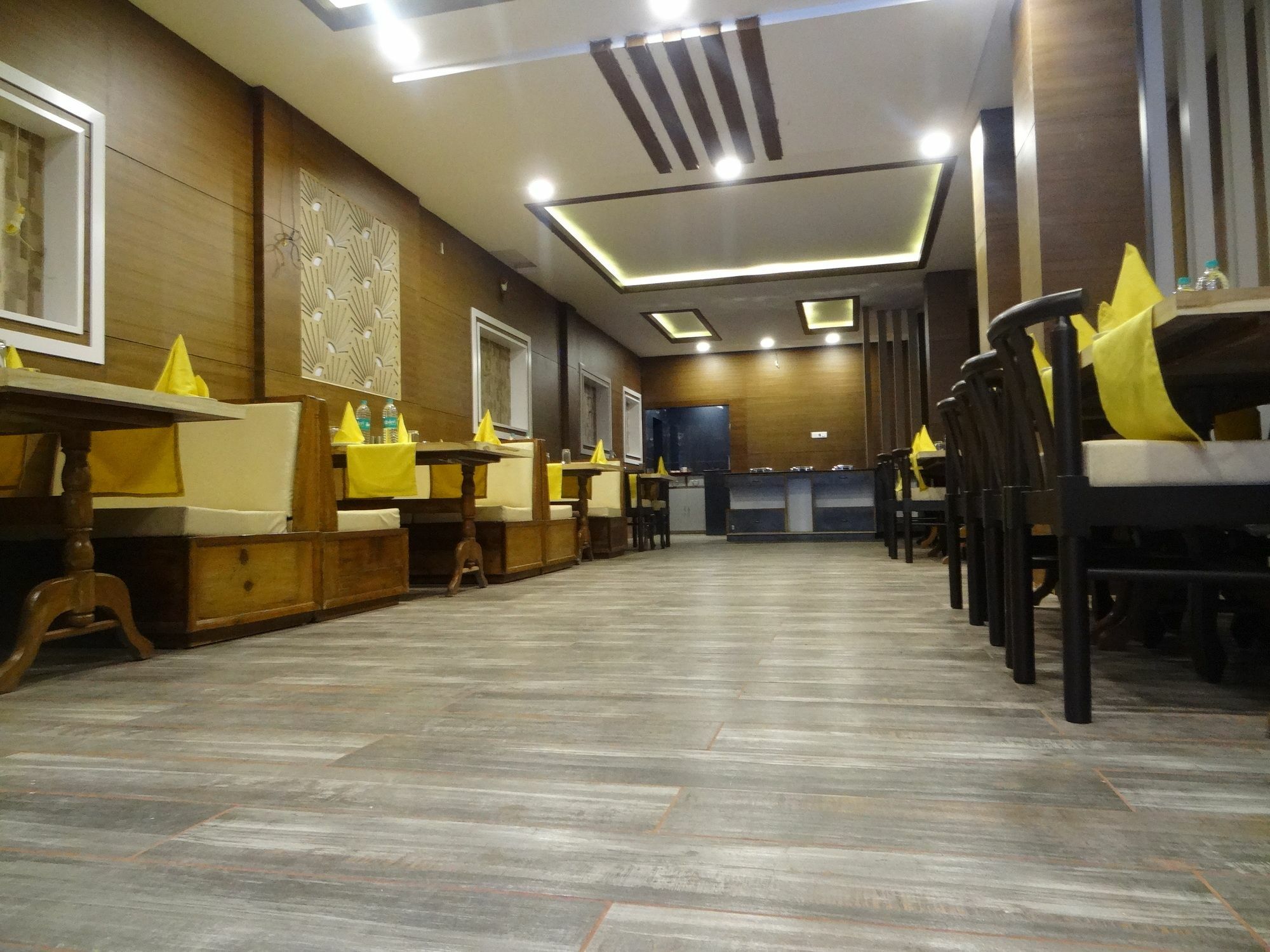 Kamakshi Residency By Royal Collection Hotel & Resorts Tapovan Exterior photo